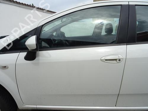Used Left front door FIAT GRANDE PUNTO (199_) 1.2 (69 hp) 20515088