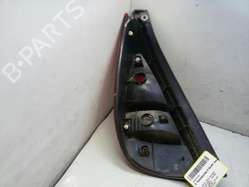 Right taillight SUZUKI LIANA Hatchback 1.6 i (RH416) | BP20567050C35 