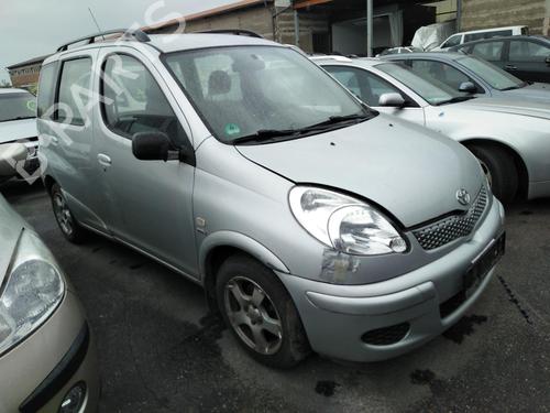 Brugte TOYOTA YARIS VERSO (_P2_) 1.5 (NCP21_) 4723809