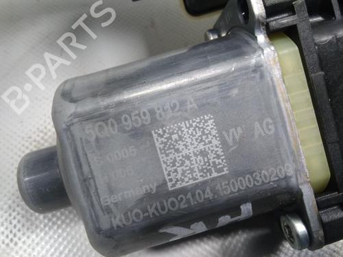 Right rear window motor SEAT LEON ST (5F8) 2.0 TDI | BP20592431E22 