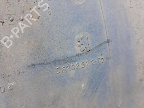 Front bumper PEUGEOT 106 II (1A_, 1C_) 1.4 i | BP20576093C7 