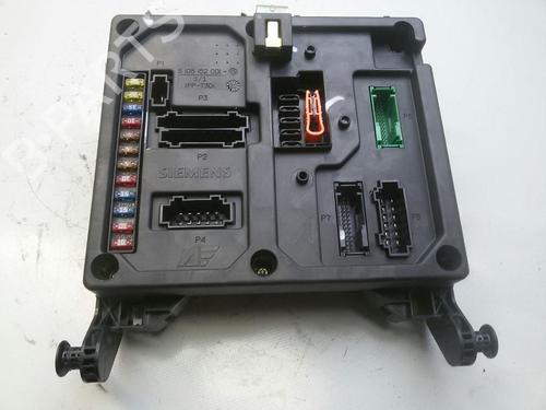 Used Fuse box VW SHARAN (7M8, 7M9, 7M6) 1.9 TDI (115 hp) 20588647