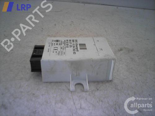 Elektronische module BMW 5 (E39) 520 i (150 hp) 22652226