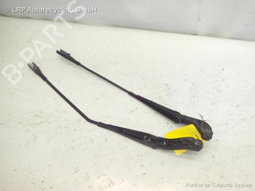 Used Front windshield wiper arm MERCEDES-BENZ A-CLASS (W169) A 150 (169.031, 169.331) (95 hp) 20583947