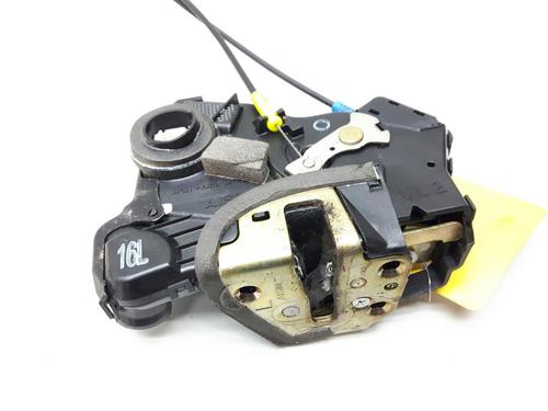 Front left lock TOYOTA AVENSIS Estate (_T25_) 1.8 VVT-i (ZZT251_, ZZT251R) | BP20580760C98 