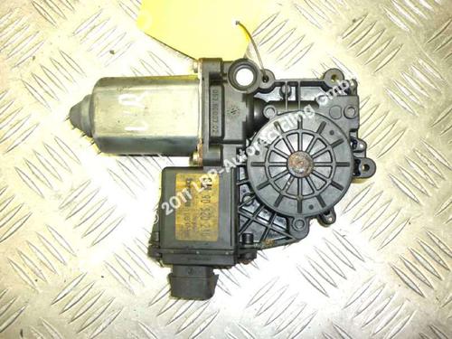 Right front window motor OPEL ASTRA F Estate (T92) 1.6 Si (F35, M35) | BP20562218E20 