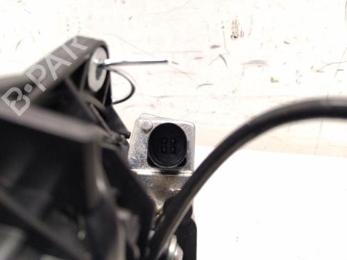 Tailgate handle VW GOLF VII (5G1, BQ1, BE1, BE2) 2.0 GTI | BP31931911C132 