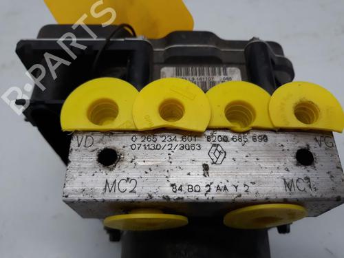 Used ABS pump RENAULT MEGANE II Estate (KM0/1_) 1.5 dCi (KM16) (103 hp) 20554495