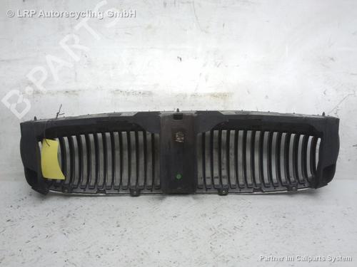 Używane Atrapa chłodnicy / Grill JAGUAR X-TYPE I (X400) 2.5 V6 All-wheel Drive (196 hp) 20558922