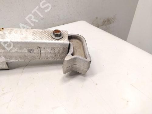 Front bumper reinforcement TESLA MODEL Y (5YJY) EV | BP31687721C109 - Image 2