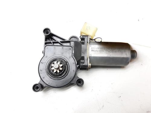 Used Right front window motor Right front window motor MERCEDES-BENZ CLK (C208) CLK 200 (208.335) (136 hp) 20562225 20562225