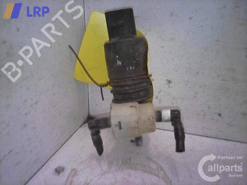 Used Washer pump AUDI A6 C5 Avant (4B5) 2.4 (165 hp) 20568703
