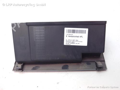Used Glove box MAZDA 2 (DY) 1.4 (80 hp) 20549926