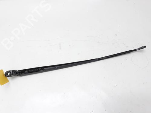 Used Front windshield wiper arm RENAULT LAGUNA II Grandtour (KG0/1_) 2.0 16V (KG00, KG0K, KG0W, KG0P) (135 hp) 20584527