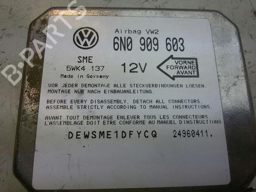 Used ECU airbags VW GOLF III Van (1H1) 1.8 (75 hp) 20574181