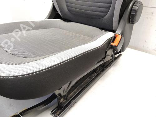 Right front seat RENAULT TWINGO III (BCM_, BCA_) 0.9 TCe 90 (BCM9, BCM2) | BP35917454C16 - Image 6