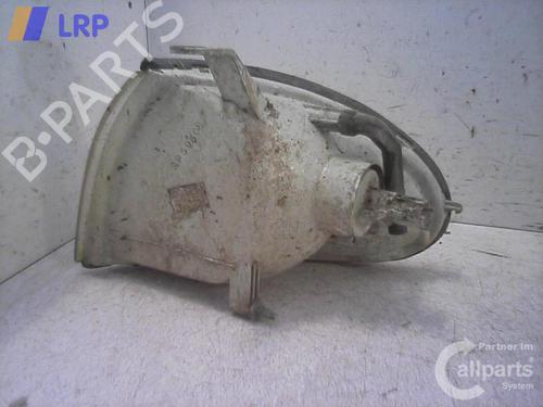 Blinklys fortil højre HYUNDAI ACCENT I (X-3) 1.3 (75 hp) 20537346