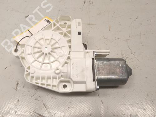 Used Right rear window motor VW TOUAREG (7P5, 7P6) 4.2 V8 TDI (340 hp) 20518608