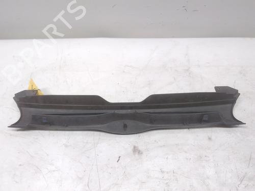 Grille FORD MONDEO I Turnier (BNP) 1.8 i 16V | BP20558782C40 