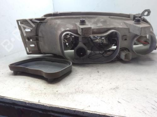 Right headlight FORD FIESTA Box Body/MPV (J5_, J3_) 1.8 D | BP20569295C29 