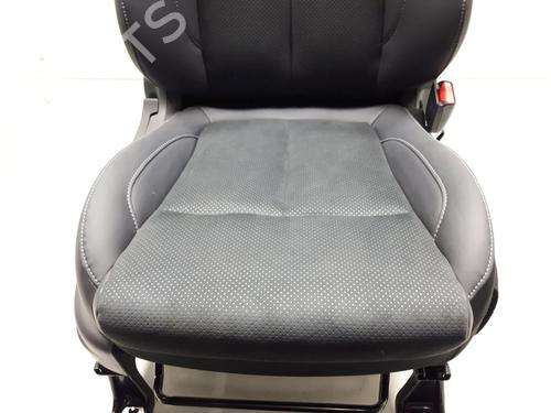 Right front seat MITSUBISHI ECLIPSE CROSS (GK_, GL_) Plug-in Hybrid 4WD (GL3W) | BP31573073C16 