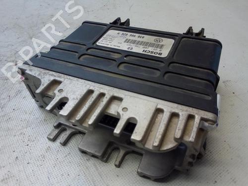 Used Engine control unit (ECU) VW GOLF III (1H1) 1.4 (60 hp) 20574807