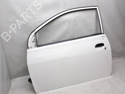 Used Left front door DAIHATSU CUORE VI (L251, L250_, L260_) 1.0 (58 hp) 20581817