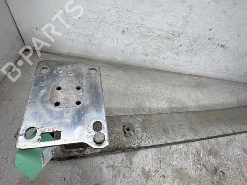 Used Front bumper reinforcement Front bumper reinforcement 37690219 37690219