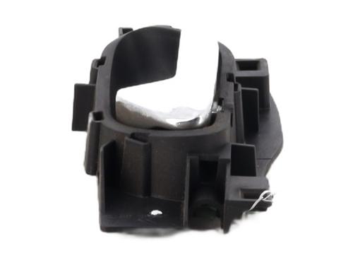 Front left interior door handle PEUGEOT 407 (6D_) 1.6 HDi 110 (6D9HZC, 6D9HYC) | BP28833409I13