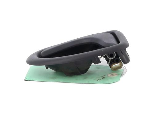 Used Rear left interior door handle Rear left interior door handle RENAULT CLIO II (BB_, CB_) 1.6 16V (BB01, BB0H, BB0T, BB14, BB1D, BB1R, BB2KL, BB3G... (107 hp) 28372858 28372858