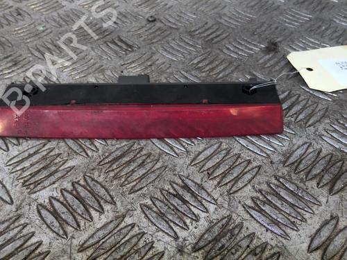 Used Third brake light Third brake light ALFA ROMEO 147 (937_) 1.9 JTD (937.AXD1A, 937.BXD1A, 937.AXV1A, 937.BXB1A,... (115 hp) 20359920 20359920