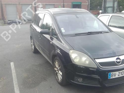 Left mirror OPEL ZAFIRA / ZAFIRA FAMILY B (A05) 1.9 CDTI (M75) | BP22003280C26 
