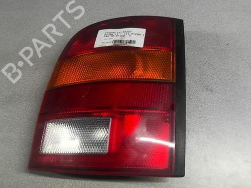 Used Right taillight NISSAN MICRA II (K11) 1.3 i 16V (75 hp) 22001579
