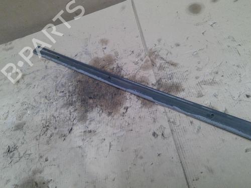 door-moulding-trim-ford-focus-c-max-dm2-2003-2004-2005-2006-2007-31610349 main image