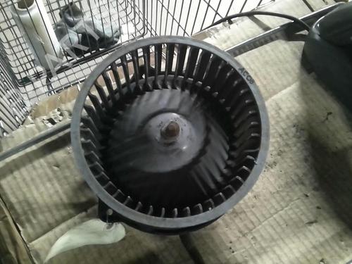 Heater blower motor HYUNDAI SANTA FÉ I (SM) 2.0 CRDi 4x4 | BP20362915M62 