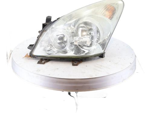 Phare gauche TOYOTA COROLLA Verso (ZER_, ZZE12_, R1_) 2.2 D-4D (AUR10_, AUR10R) (177 hp) 31878750