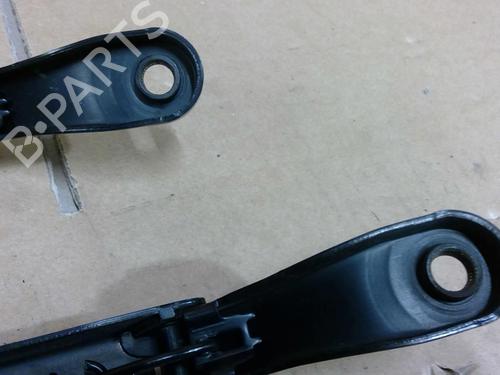 Used Front windshield wiper arm Front windshield wiper arm 26184968 26184968