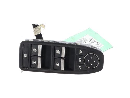 Used Left front window switch Left front window switch RENAULT MEGANE E-TECH SUV EV60 (BNJ1) (218 hp) 33186663 33186663