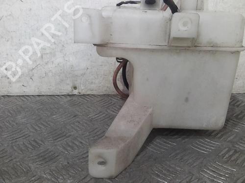 Used Windscreen washer tank Windscreen washer tank SUZUKI SWIFT III (MZ, EZ) 1.3 (RS413, ZC11S) (92 hp) 20355013 20355013