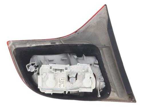 right-tailgate-light-audi-a4-b7-avant-8ed-2004-2005-2006-2007-2008-39957646 main image