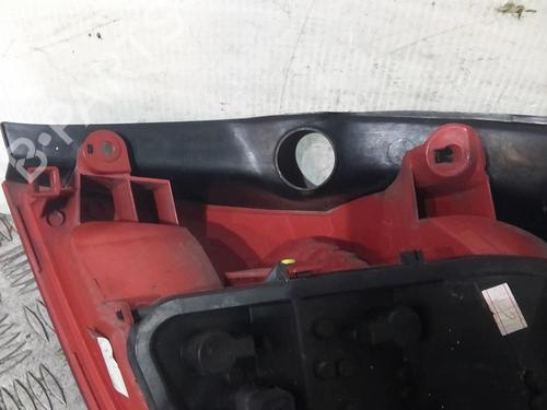Used Left taillight RENAULT CLIO III (BR0/1, CR0/1) 1.6 16V (BR05, BR0B, BR0Y, BR15, BR1J, BR1M, BR1Y, CR0B,... (112 hp) 20356048