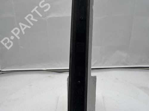 Dørlist Dørlist VW POLO IV (9N_, 9A_) 1.2 12V (64 hp) 33945706 33945706