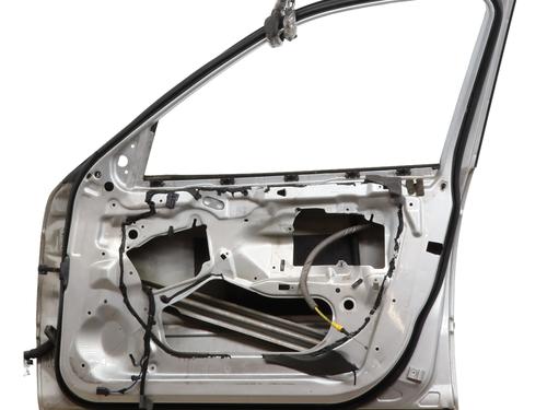 Right front door BMW 3 Touring (E46) 318 i | BP27920467C3 