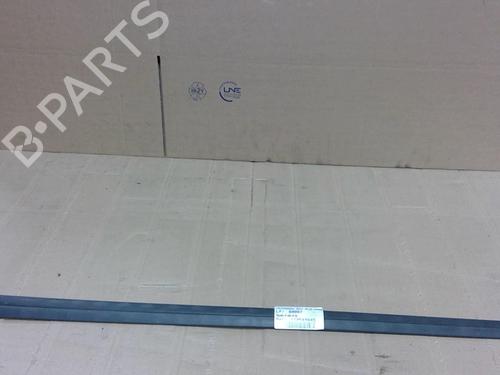 Used Door moulding trim VW GOLF PLUS V (5M1, 521) 1.6 TDI (105 hp) 28141686