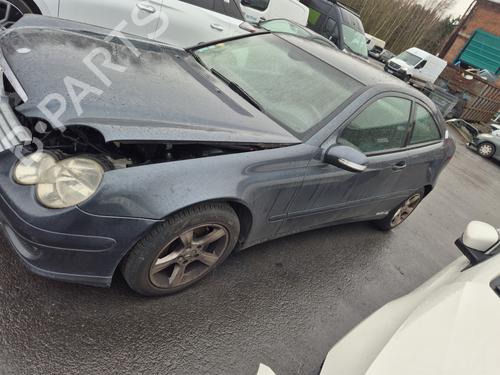 Left headlight MERCEDES-BENZ C-CLASS Coupe (CL203) C 220 CDI (203.708) | BP32199834C28 