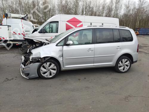 Right taillight VW TOURAN (1T1, 1T2) 1.9 TDI | BP23996038C35 