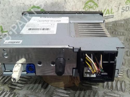 Used Radio PEUGEOT 208 I (CA_, CC_) 1.2 VTi 68 / PureTech 68 (68 hp) 21812207