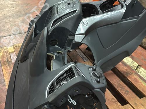 Tablier Tablier FORD C-MAX II (DXA/CB7, DXA/CEU) 2.0 TDCi (115 hp) 33945506 33945506