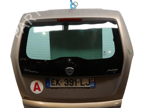 Bakluke CC/Kombi-Kupé Bakluke CC/Kombi-Kupé 38773963 38773963