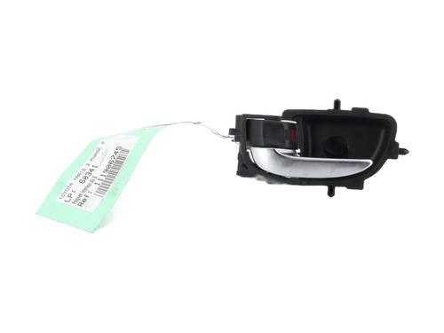 Used Front left interior door handle TOYOTA YARIS (_P13_) 1.4 D (NLP130_, NLP130) (90 hp) 29197141